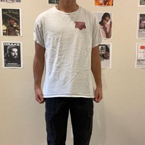 MENS ADULT LARGE: Tokyo tee